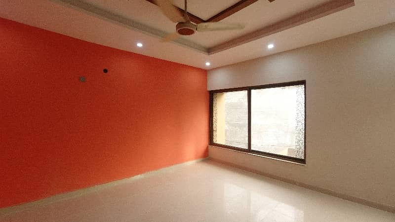 Spacious House Is Available For Sale In Ideal Location Of Al Hafeez Gardens 19