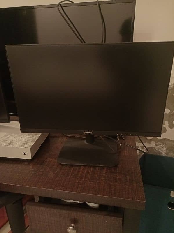 2 Brand New Redragon VAGA 24” Monitor 1