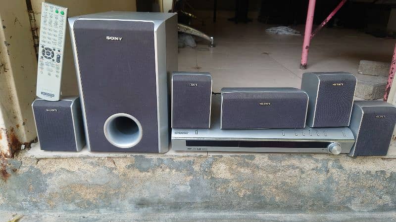 Sony Home theater 5in1 0