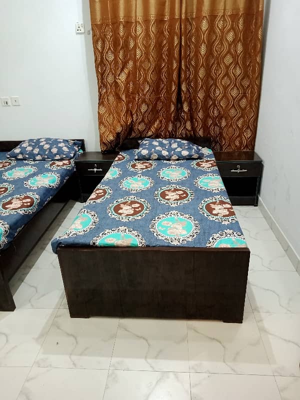 Furnish room bijli pani included for rent in alfalah town near lums dha lhr 0