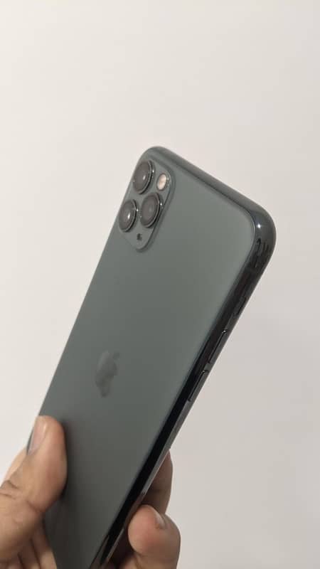 iPhone 11 Pro Max PTA 256 GB 3