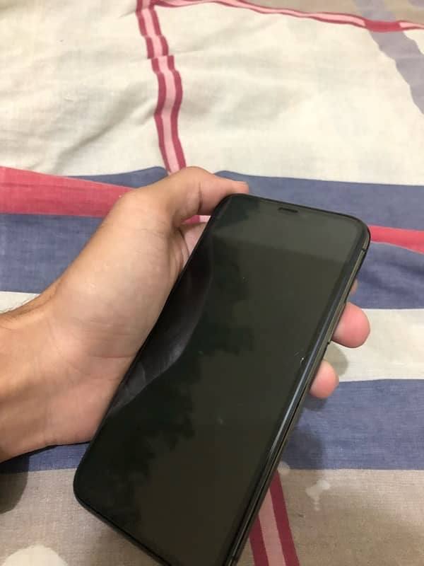 iphone 11 pro 7