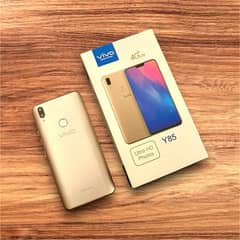 Vivo Y 85 PTA Approved Touch ID 4/64GB 13MP Cam - Box / Accessories