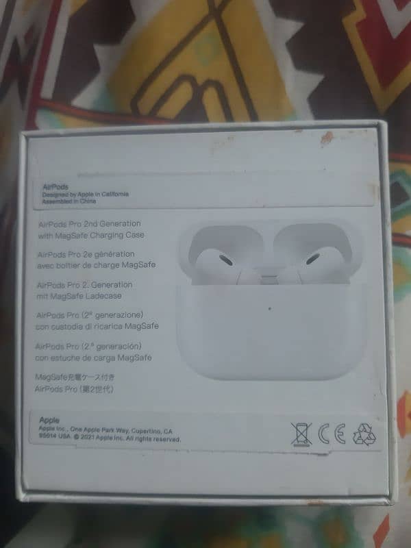 Apple Air Buds 2nd Genration 2