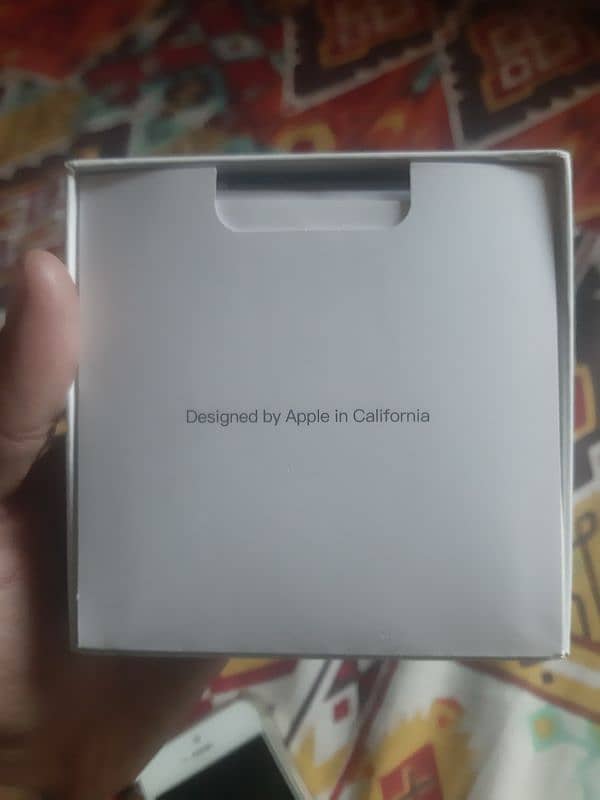 Apple Air Buds 2nd Genration 4