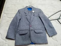 coat pent 3 pecs suits 3.4 br wear kiye hain size chota hogaya Hy