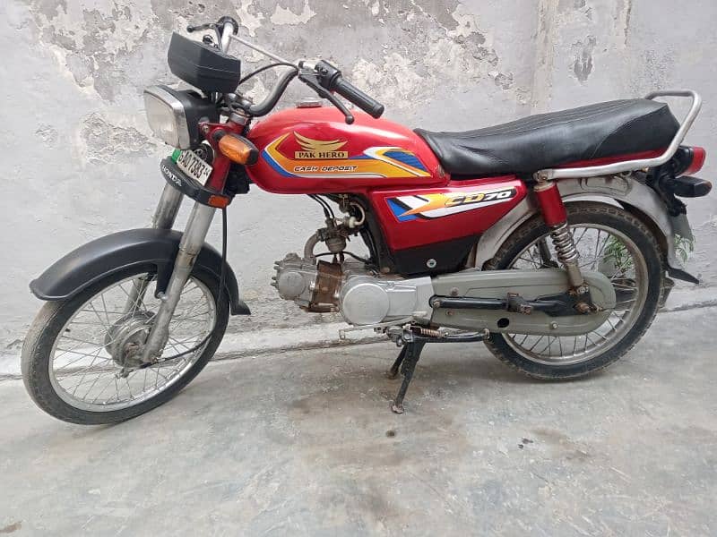 Pak Hero 70 model 2014 bike in good condition 0