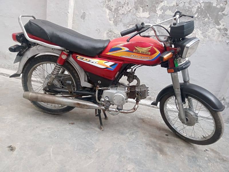 Pak Hero 70 model 2014 bike in good condition 4