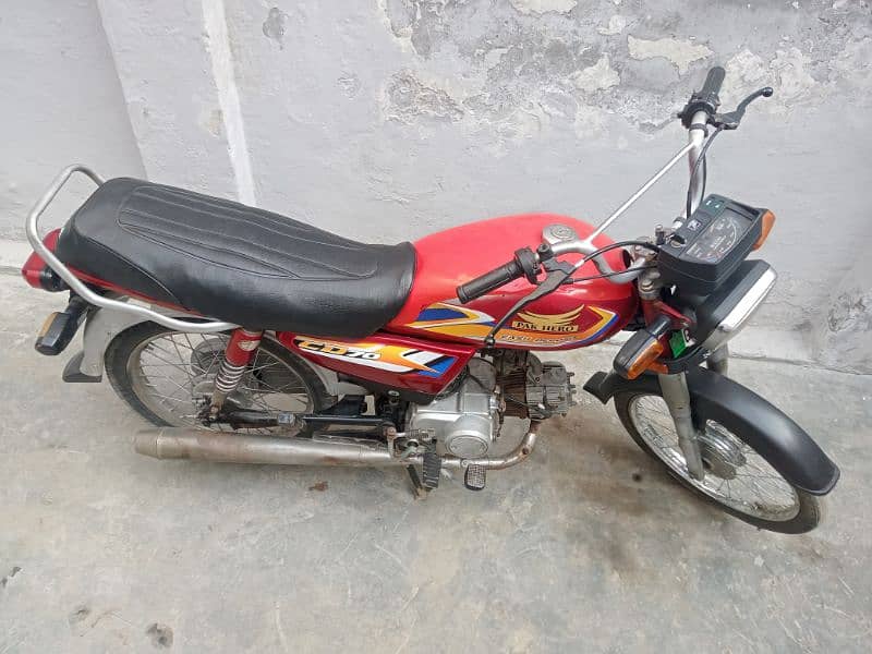 Pak Hero 70 model 2014 bike in good condition 6