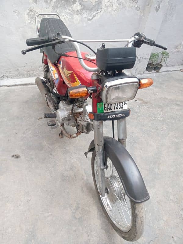 Pak Hero 70 model 2014 bike in good condition 8