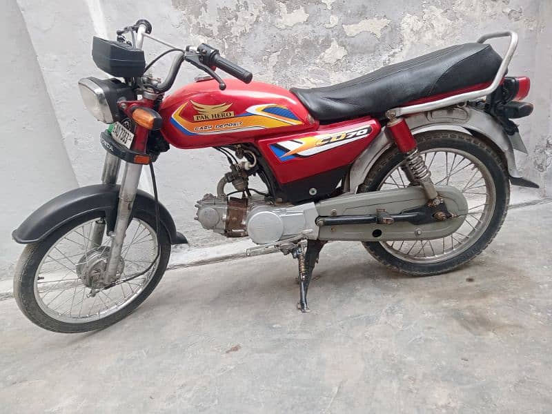 Pak Hero 70 model 2014 bike in good condition 11