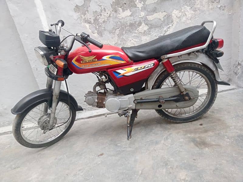 Pak Hero 70 model 2014 bike in good condition 12