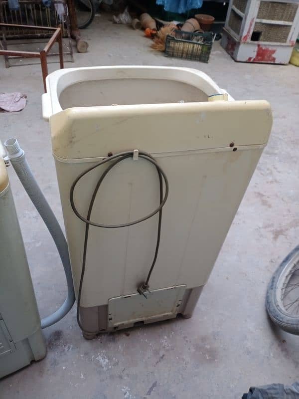 washing machine price 9000 and Drayer price 7000 5