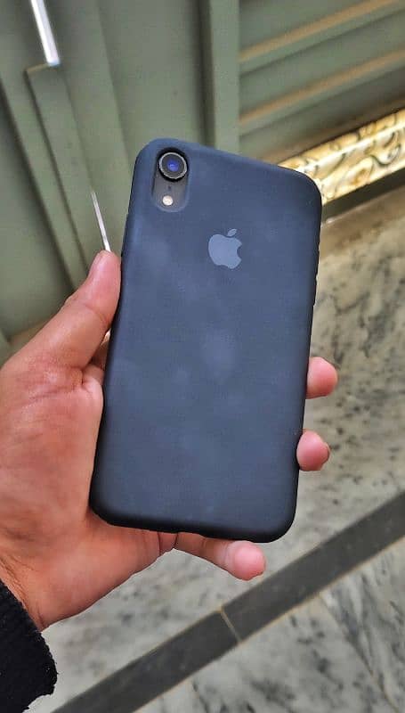 iphone XR 64gb jv non pta 8