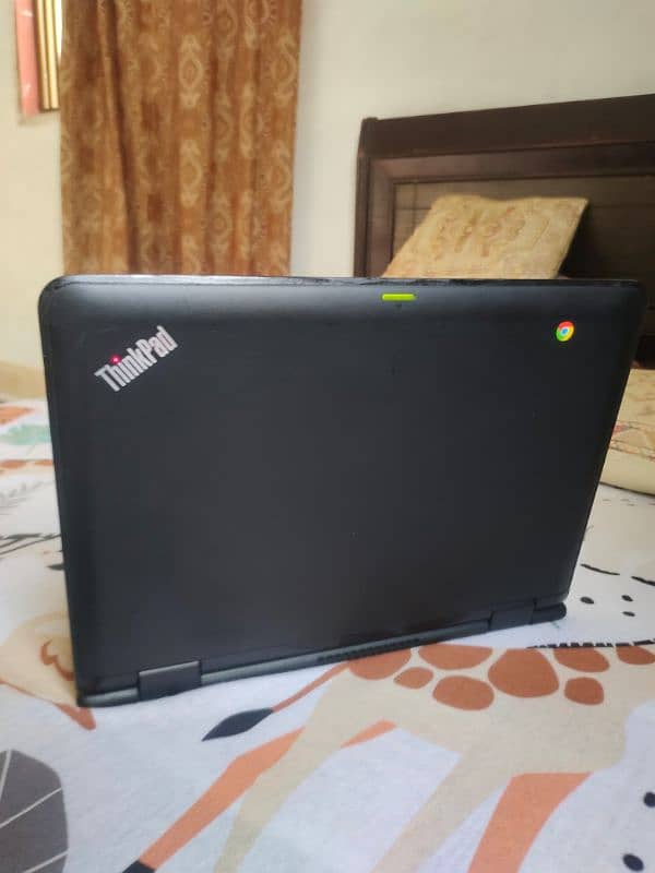 lenovo yoga 11 E  7 days return if problem occurs 11500 0