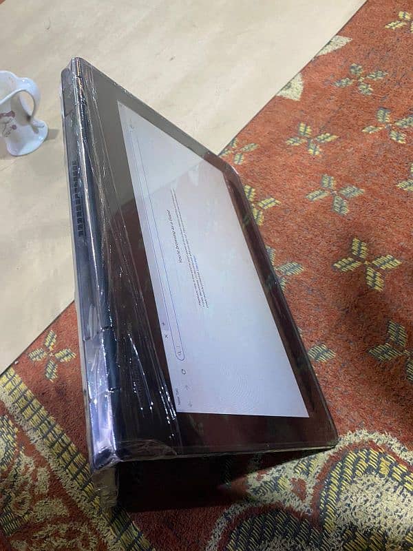 lenovo yoga 11 E  7 days return if problem occurs 11500 2