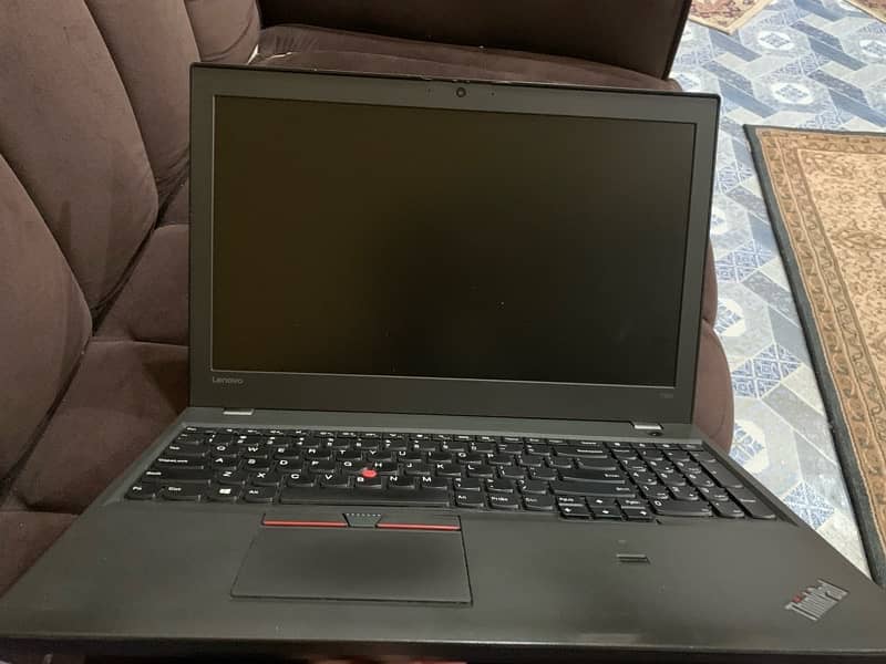 Lenovo Thinkpad workstation 8