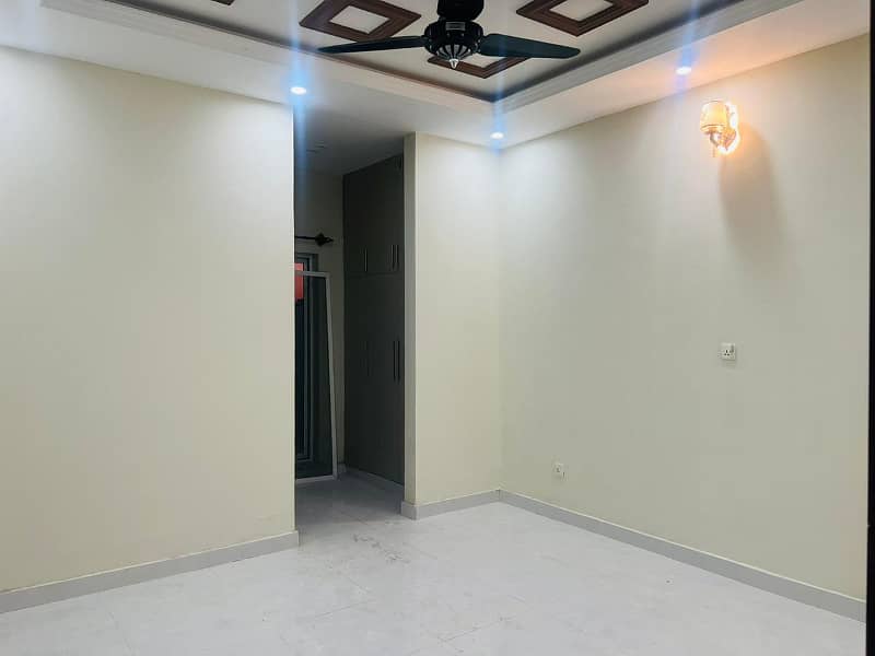 Apartment / Flat For Rent in Ghauri Town Phase 5 on Express Way 0