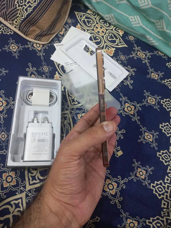 Vivo V30 Lite Non PTA 4