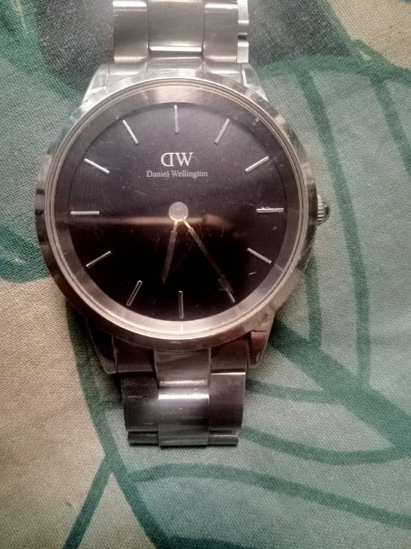 DW Watch 1