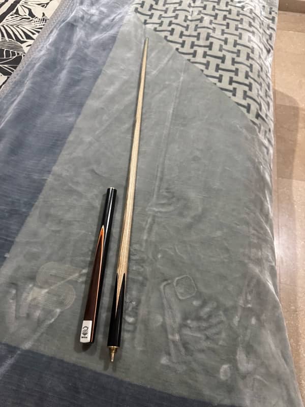 Lp snooker cue for sale brand new only 10 days use 1