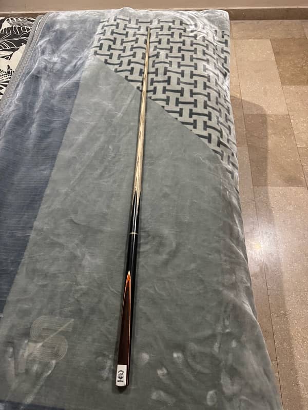 Lp snooker cue for sale brand new only 10 days use 3