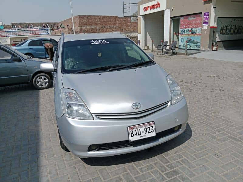 Toyota Prius Alpha 2010,2013 4