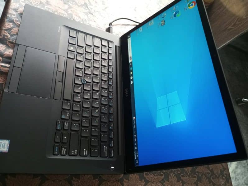 DELL latitude 7480 i5 6th generation 3