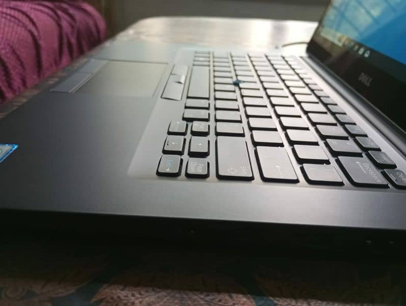 DELL latitude 7480 i5 6th generation 7