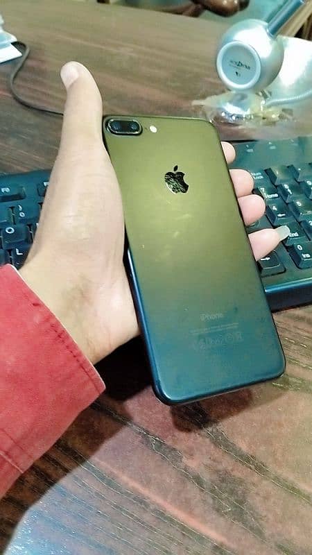 Iphone 7 plus For Sale 0