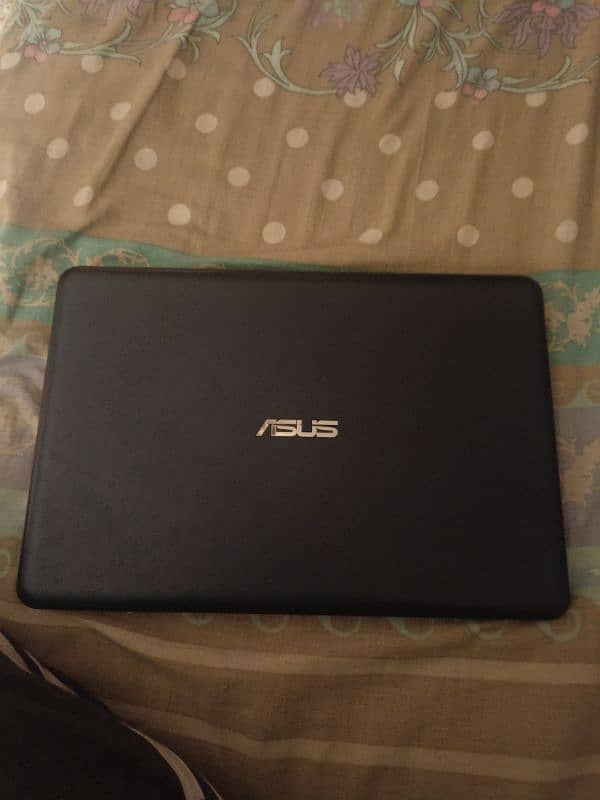 Asus laptop 0