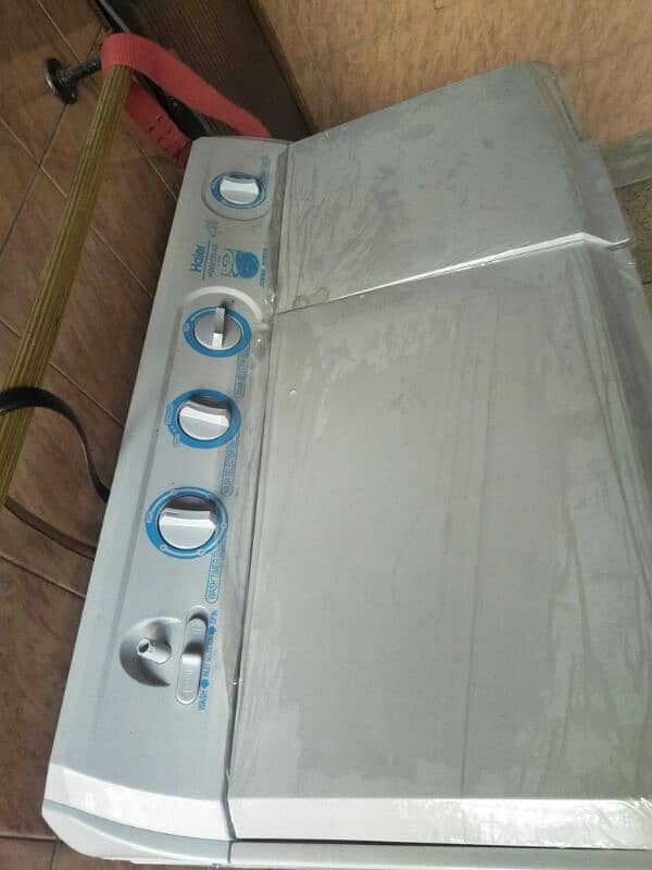 Haier 12 kg semiautomatic brand new machine 3