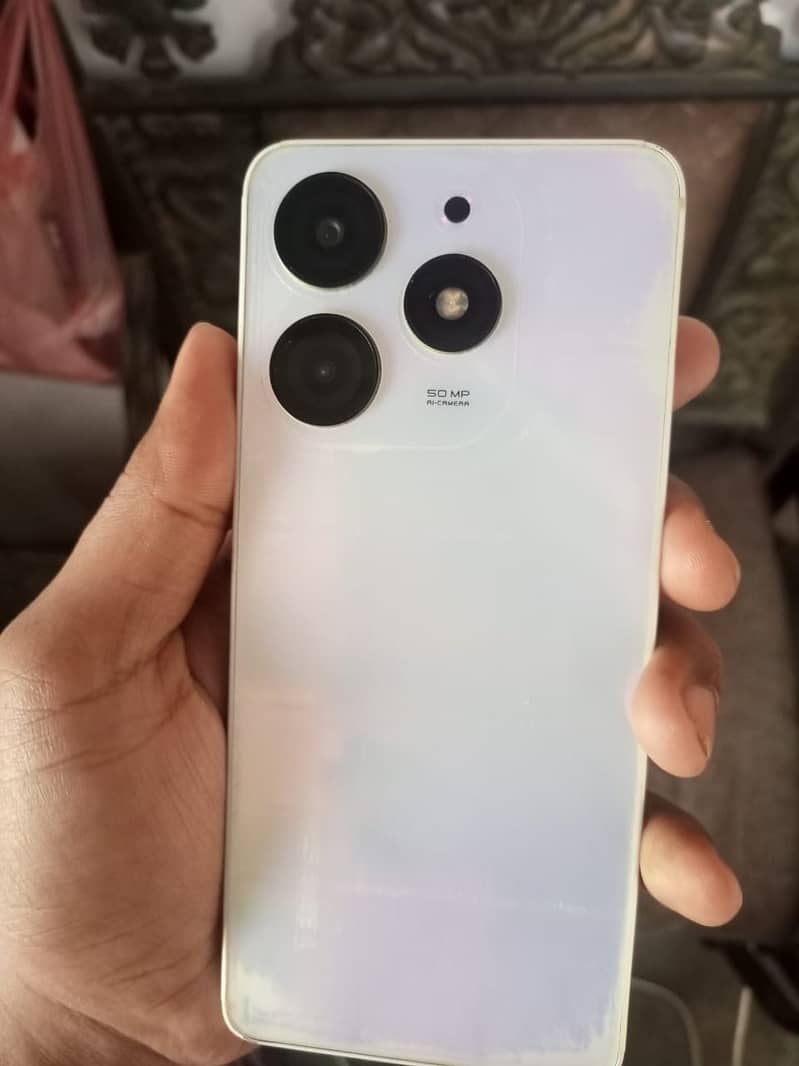 Tecno spark 10 pro 1