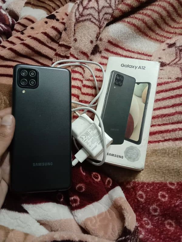 Samsung A12 box fast chrger 4/64 1