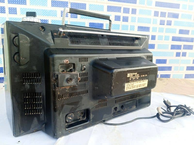 Radio tape recorder TV 3 in 1 9