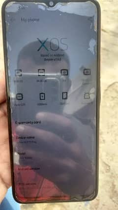 Infinix hot 11 play 4/64 one handed used