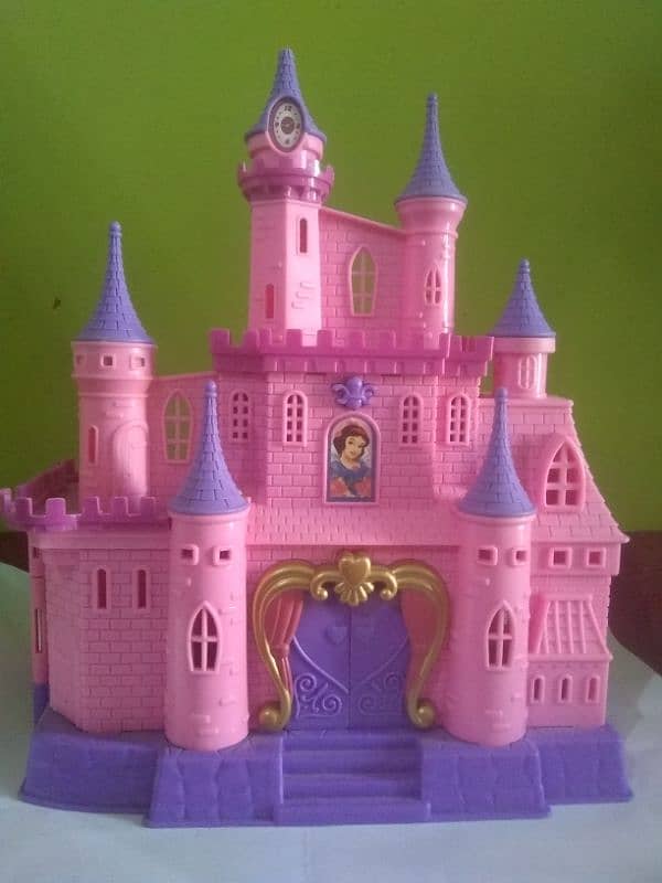 doll castle for sale only 1300 pkr 2