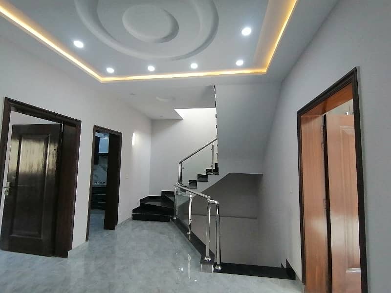 A Prime Location House Of 1125 Square Feet In Lahore 16