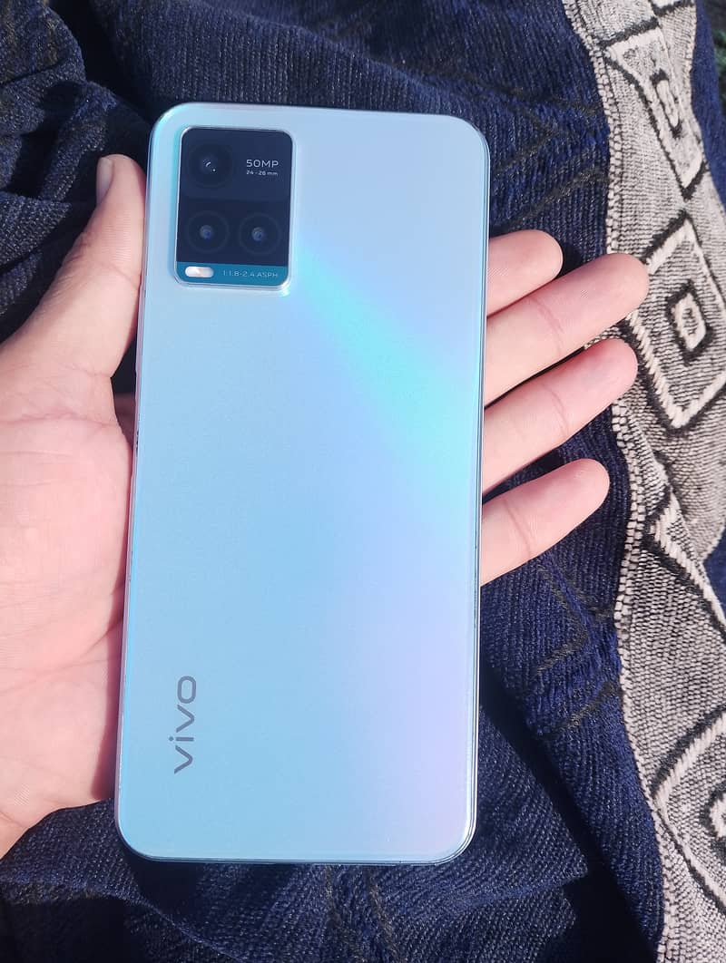 Vivo Y33s 0