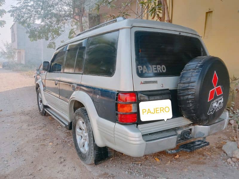 Mitsubishi Pajero Intercooler 2.4 0