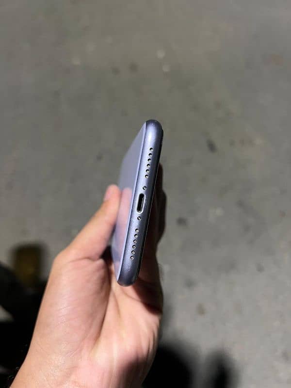 Iphone 11 PTA 3