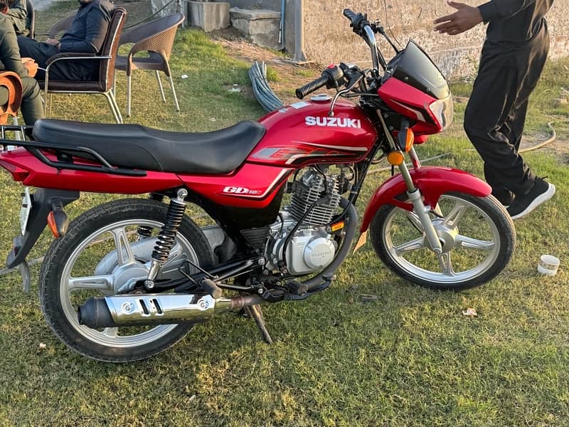 engine 100 self ok bike ka koi kam nhi hony wala new tayre 0