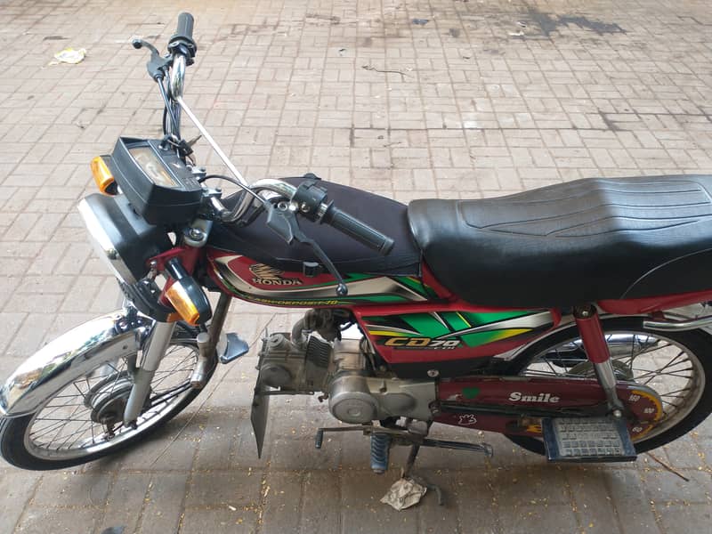 Honda CD 70 2022 4