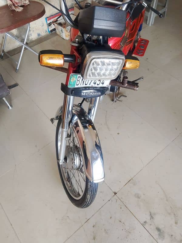 Honda good condition all documents clear 2