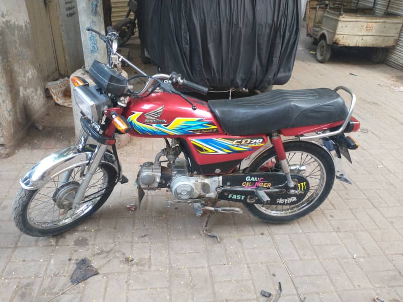 Honda CD 70 2021 7