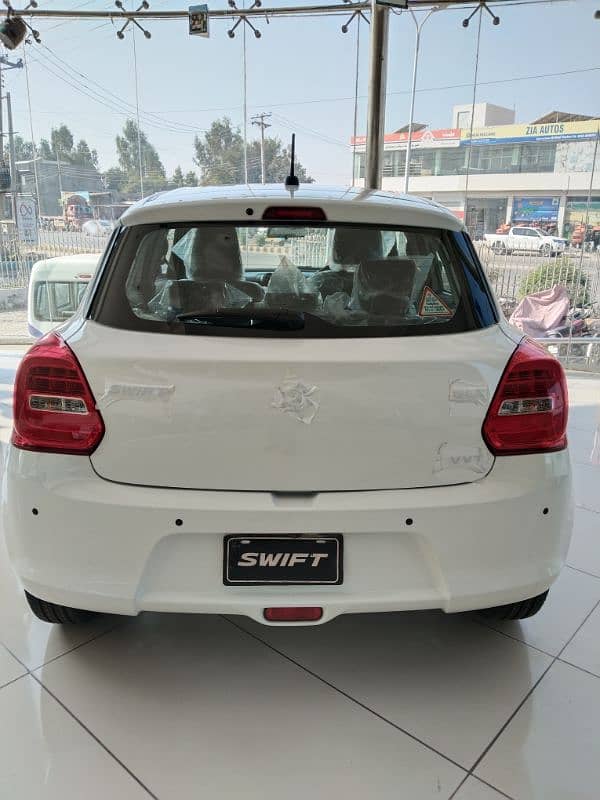 Suzuki Swift 2024 2