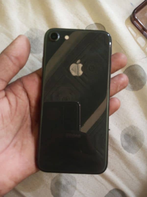 iPhone 8 64 GB alka. ka Nishan black Royal CD pay Halke Halke Nishan 1