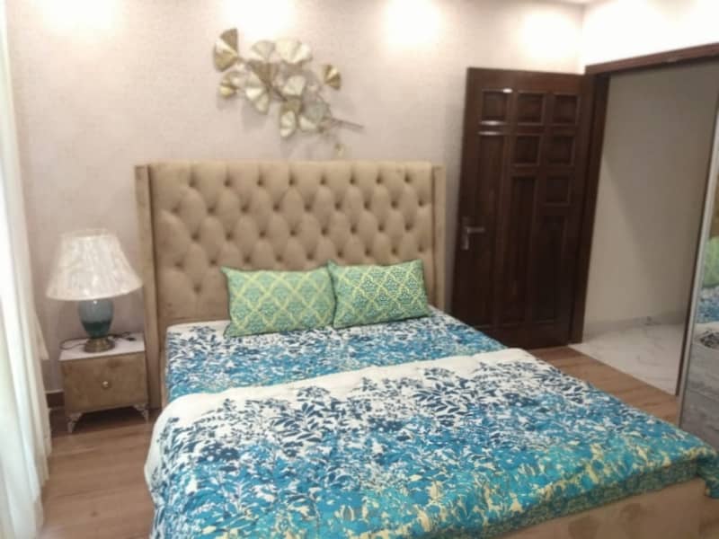 Upper Portion For Grabs In 10 Marla Lahore 6