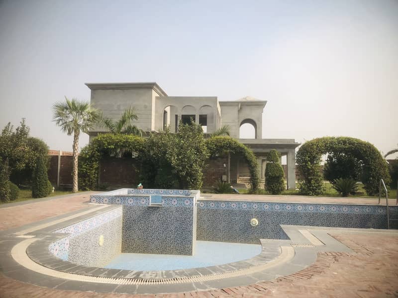 Farm house for sale in lahore secured area 0