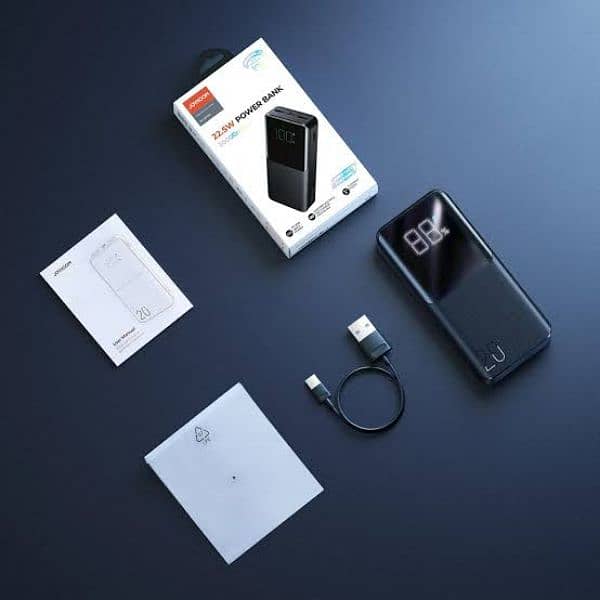 Joyroom Ultra-Fast Charging Power Bank JR-QP192 (20000mAh) 2